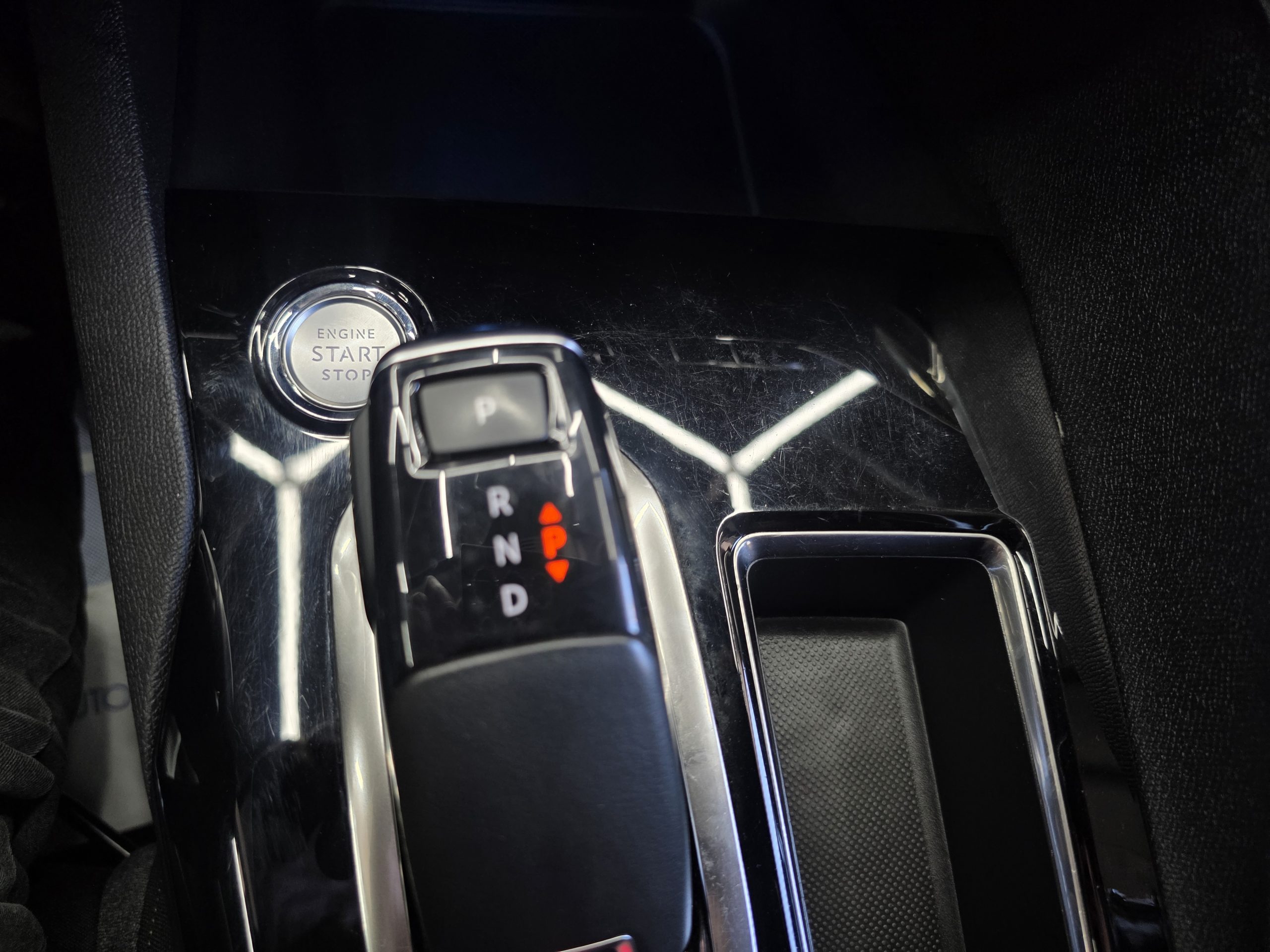 Peugeot 3008 1.5 BlueHDi Allure EAT8