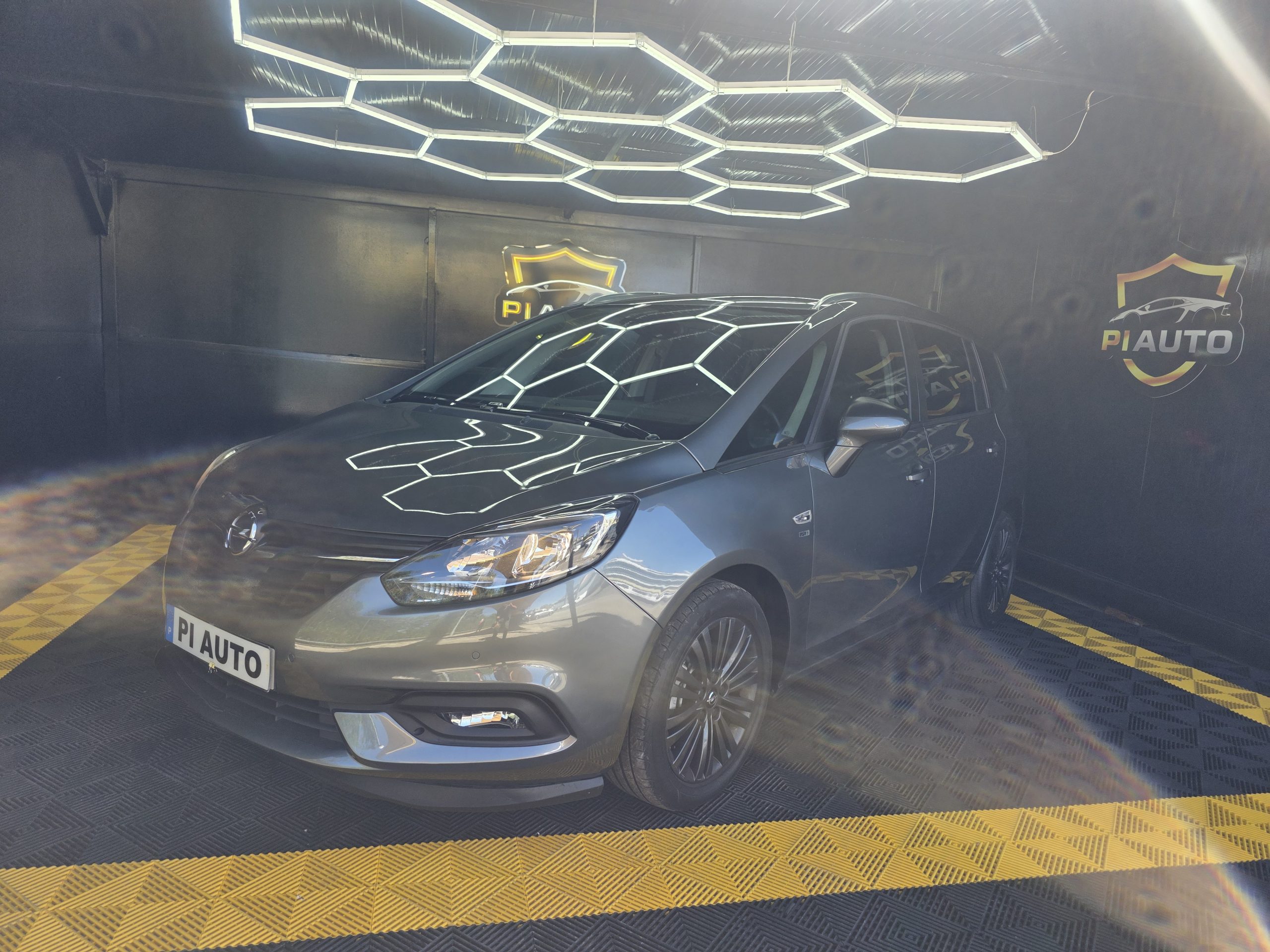 Opel Zafira 1.6 CDTi