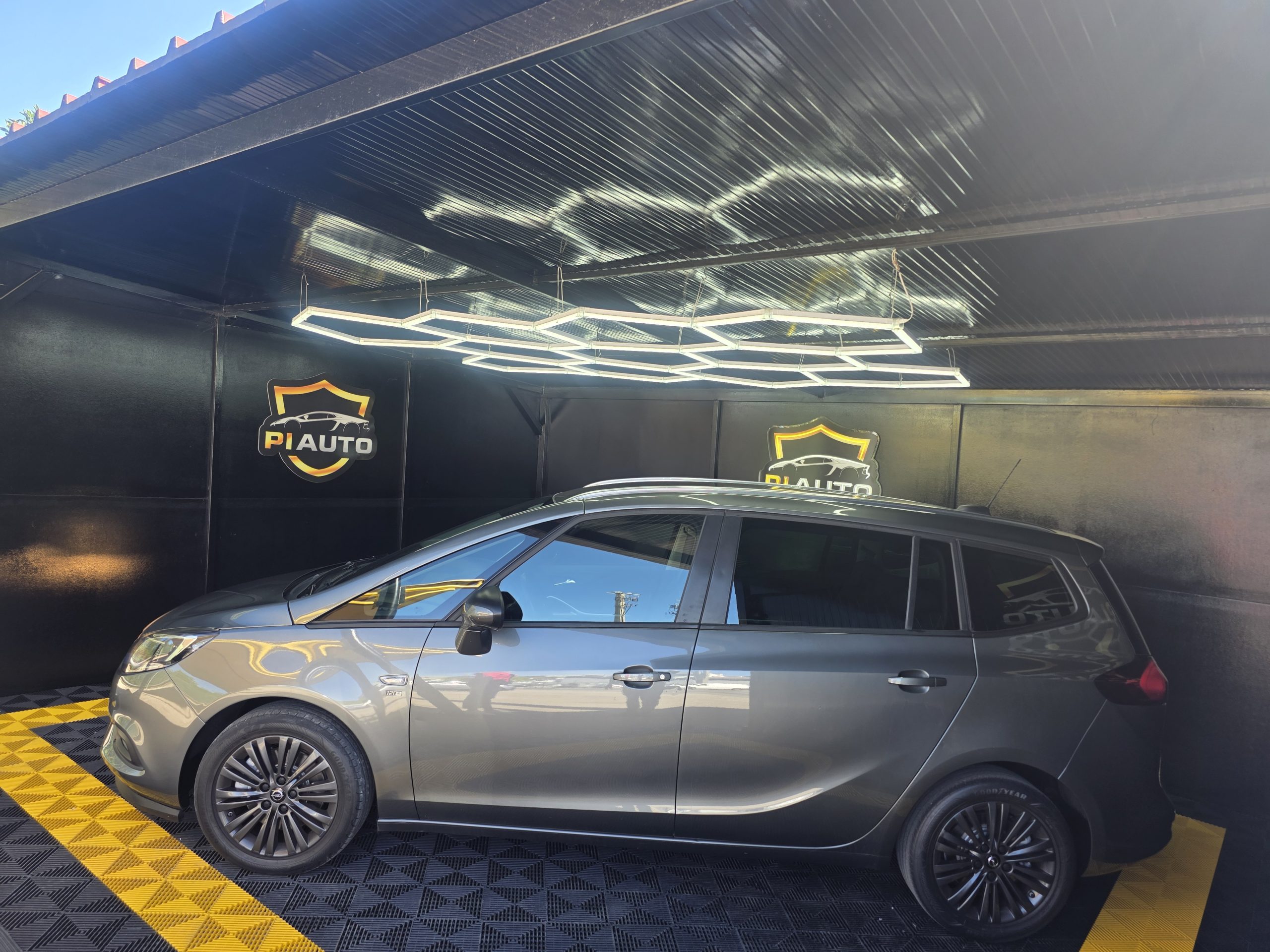 Opel Zafira 1.6 CDTi