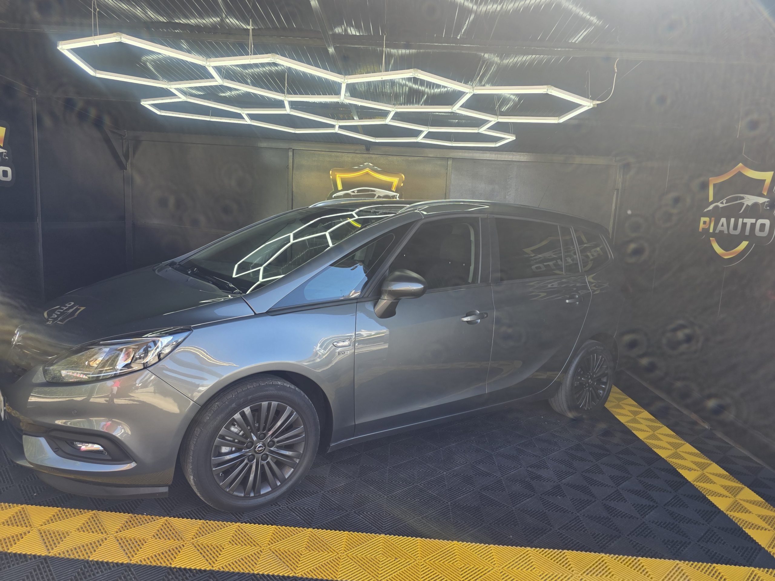 Opel Zafira 1.6 CDTi