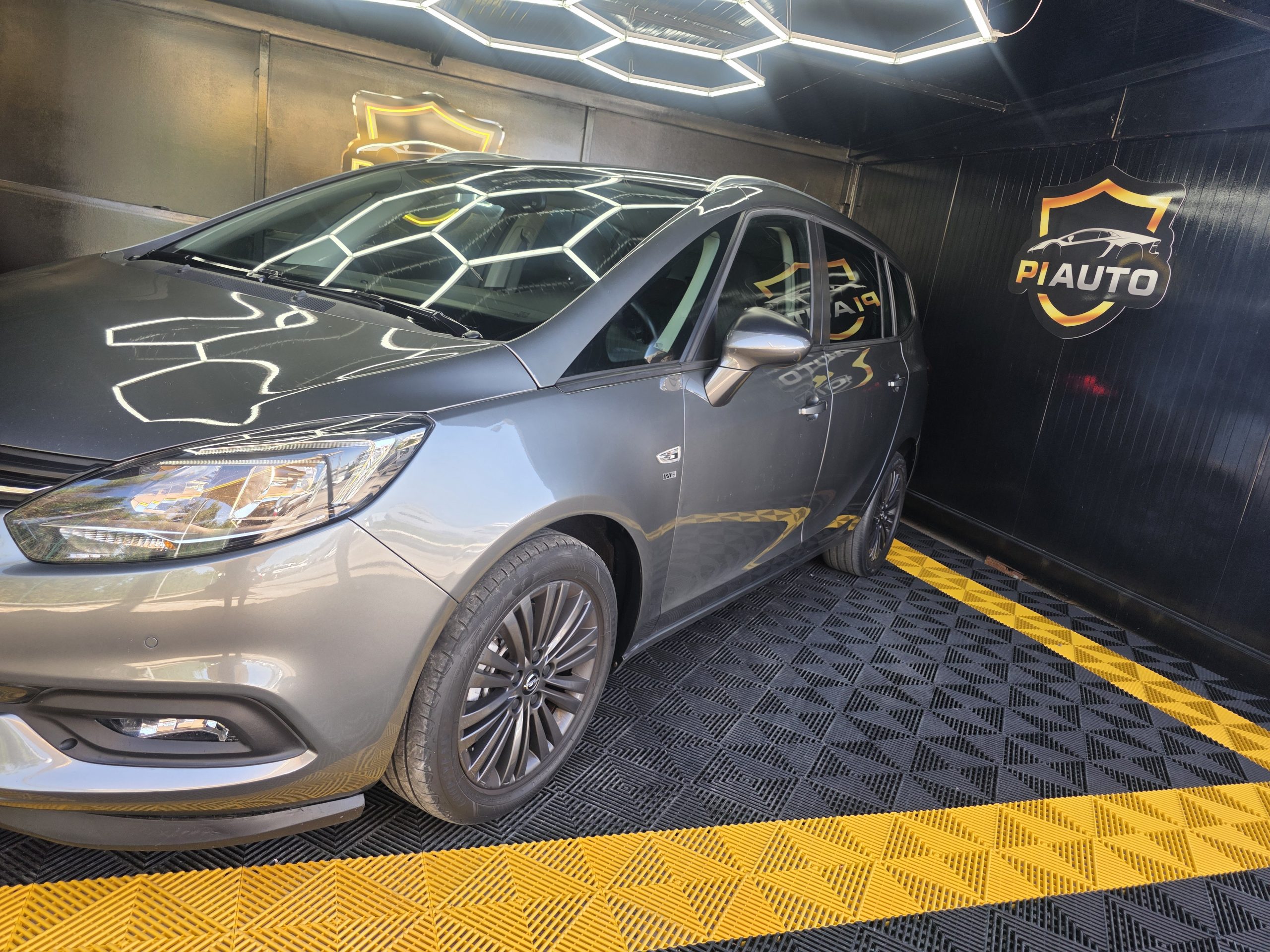 Opel Zafira 1.6 CDTi