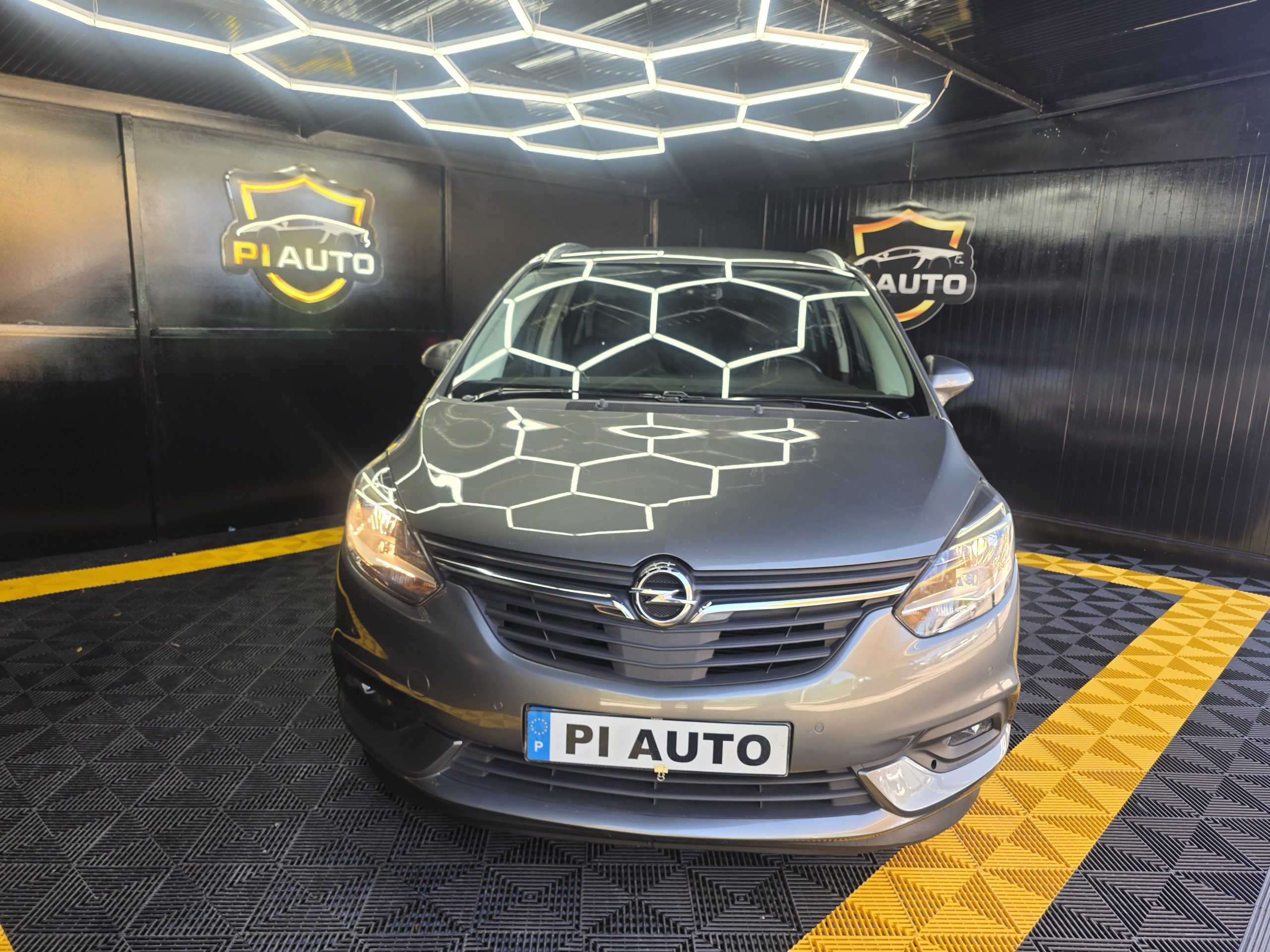 Opel Zafira 1.6 CDTi