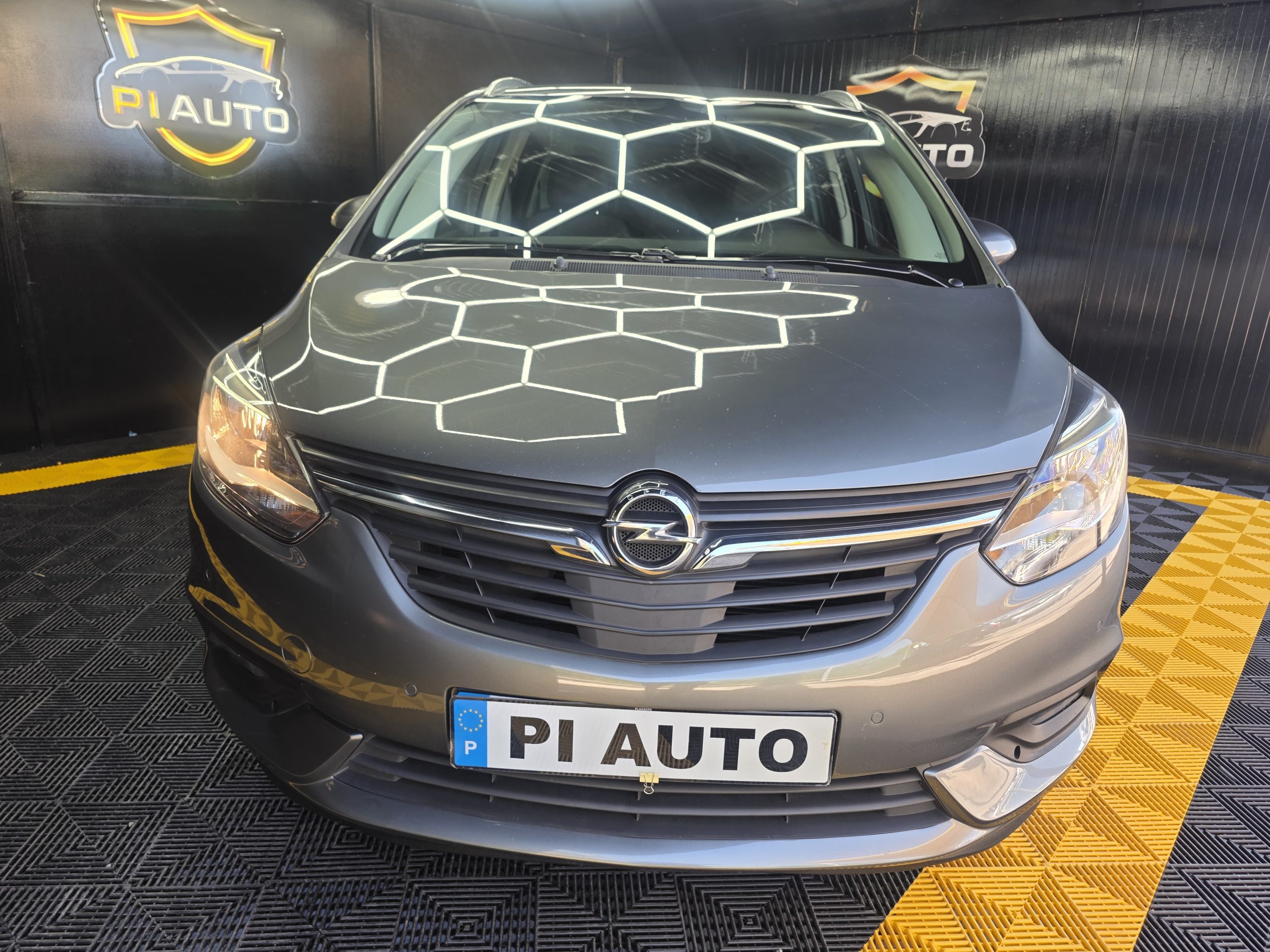 Opel Zafira 1.6 CDTi