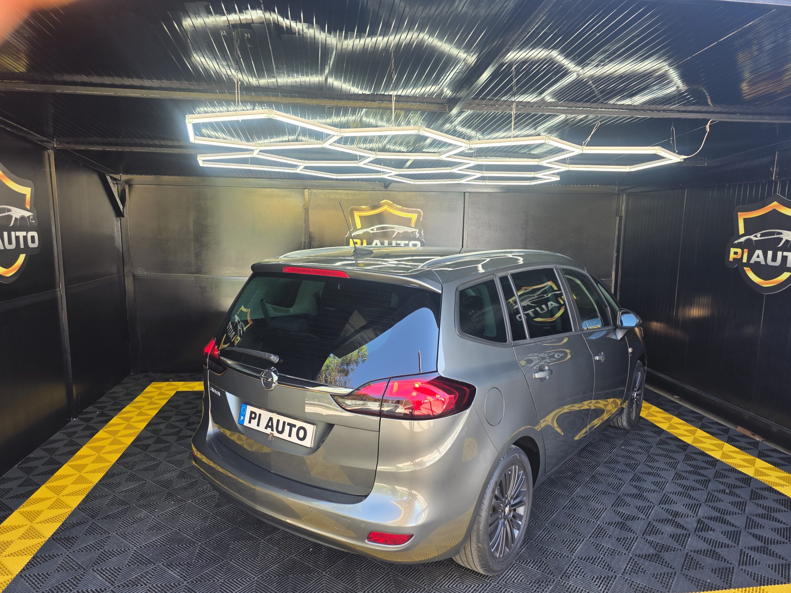 Opel Zafira 1.6 CDTi