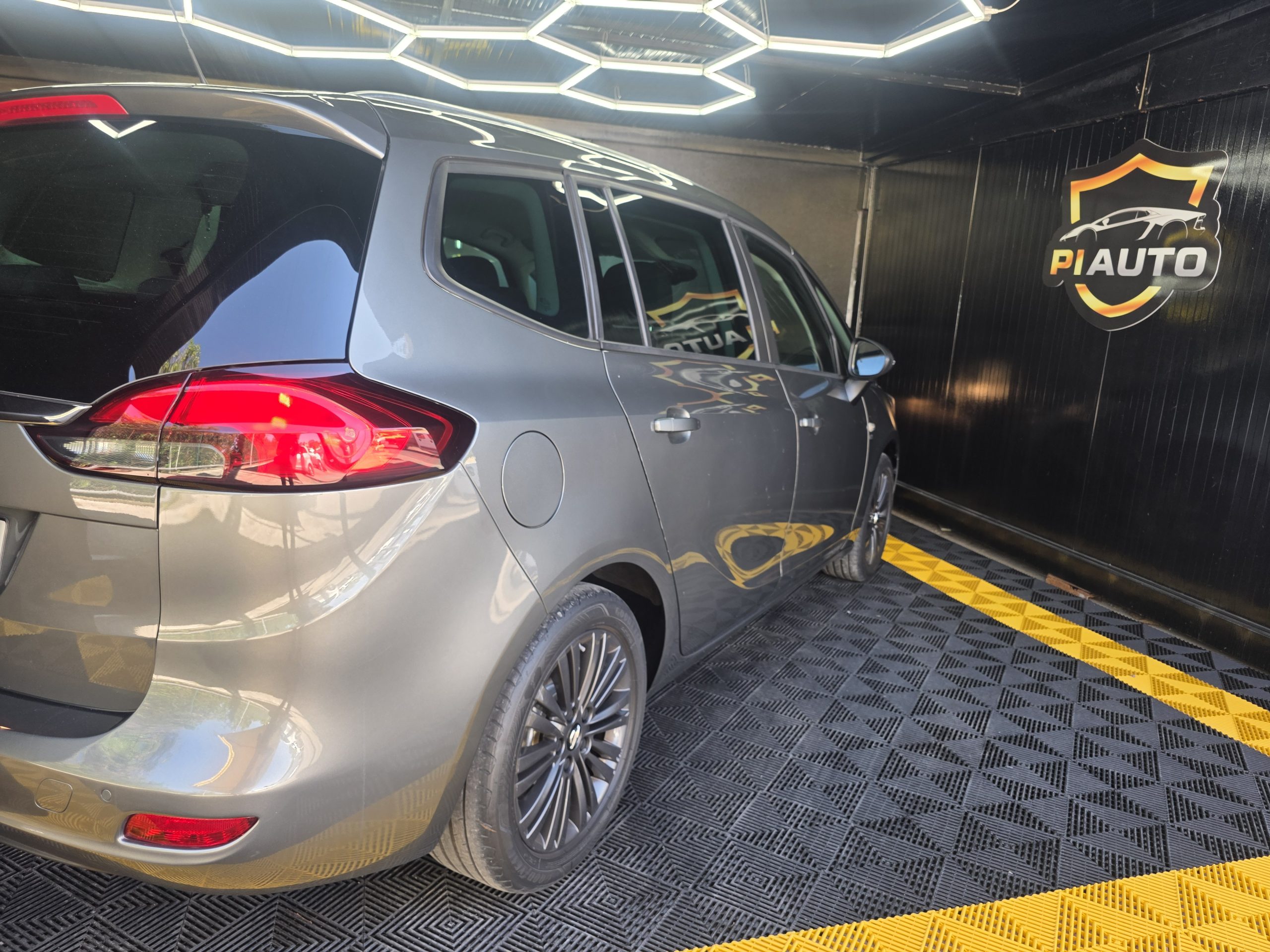 Opel Zafira 1.6 CDTi