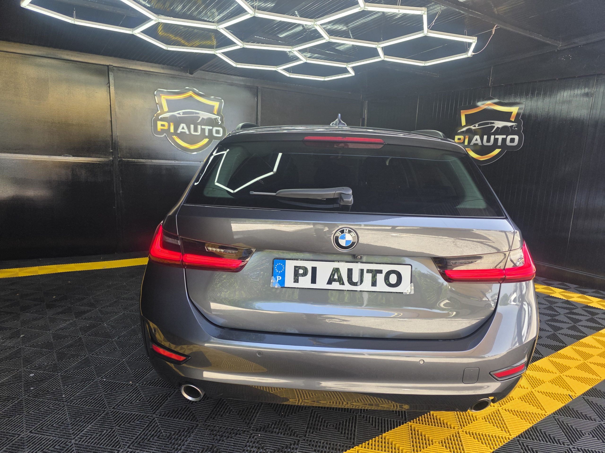 BMW 320 d Gasóleo Mild Hybrid Auto