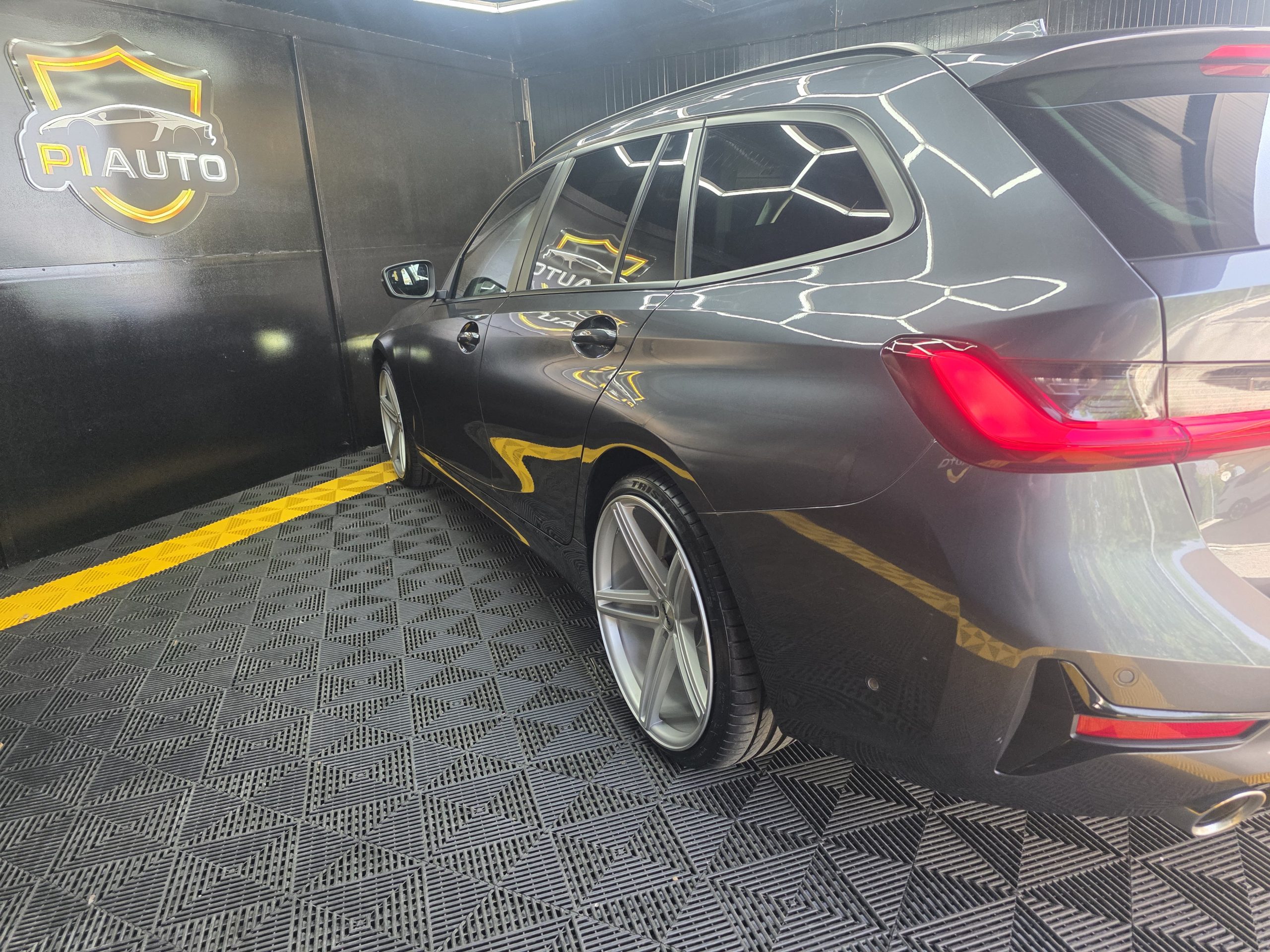 BMW 320 d Gasóleo Mild Hybrid Auto