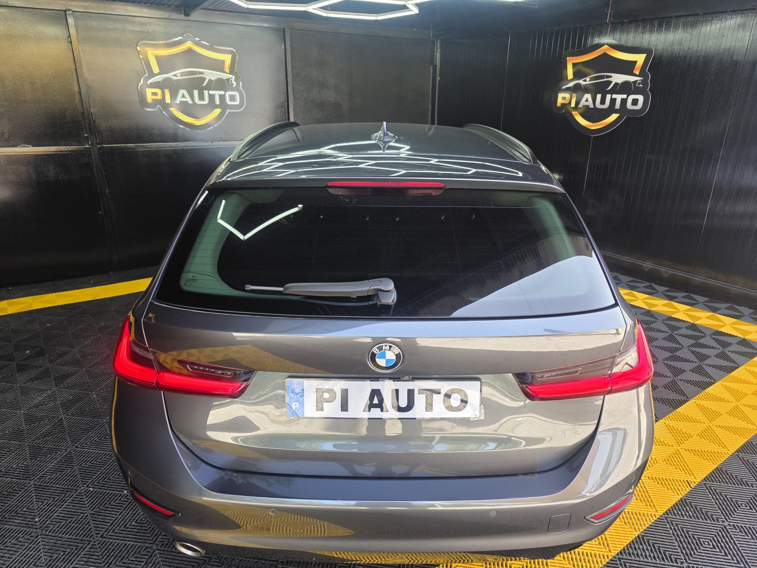 BMW 320 d Gasóleo Mild Hybrid Auto