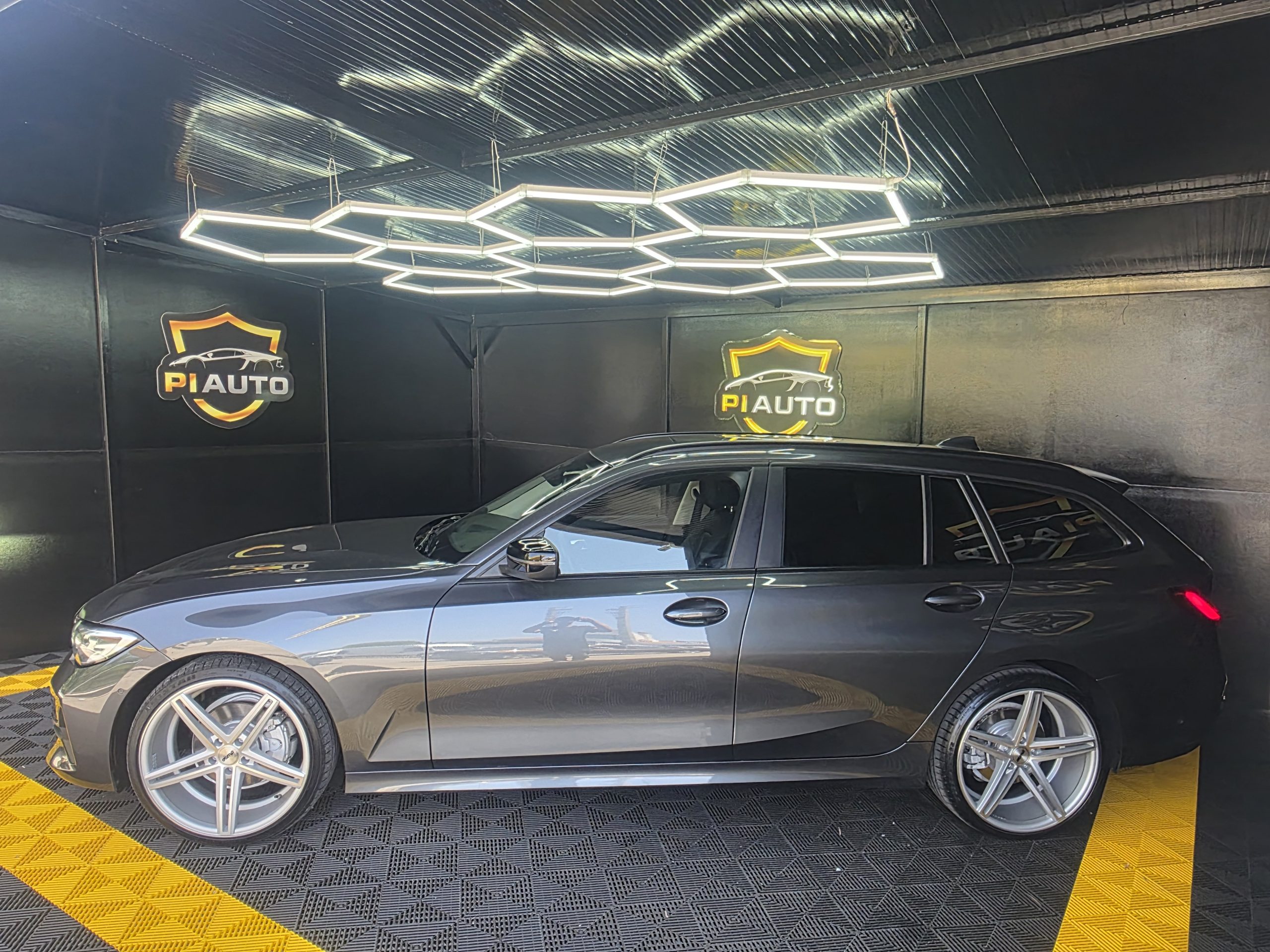 BMW 320 d Gasóleo Mild Hybrid Auto
