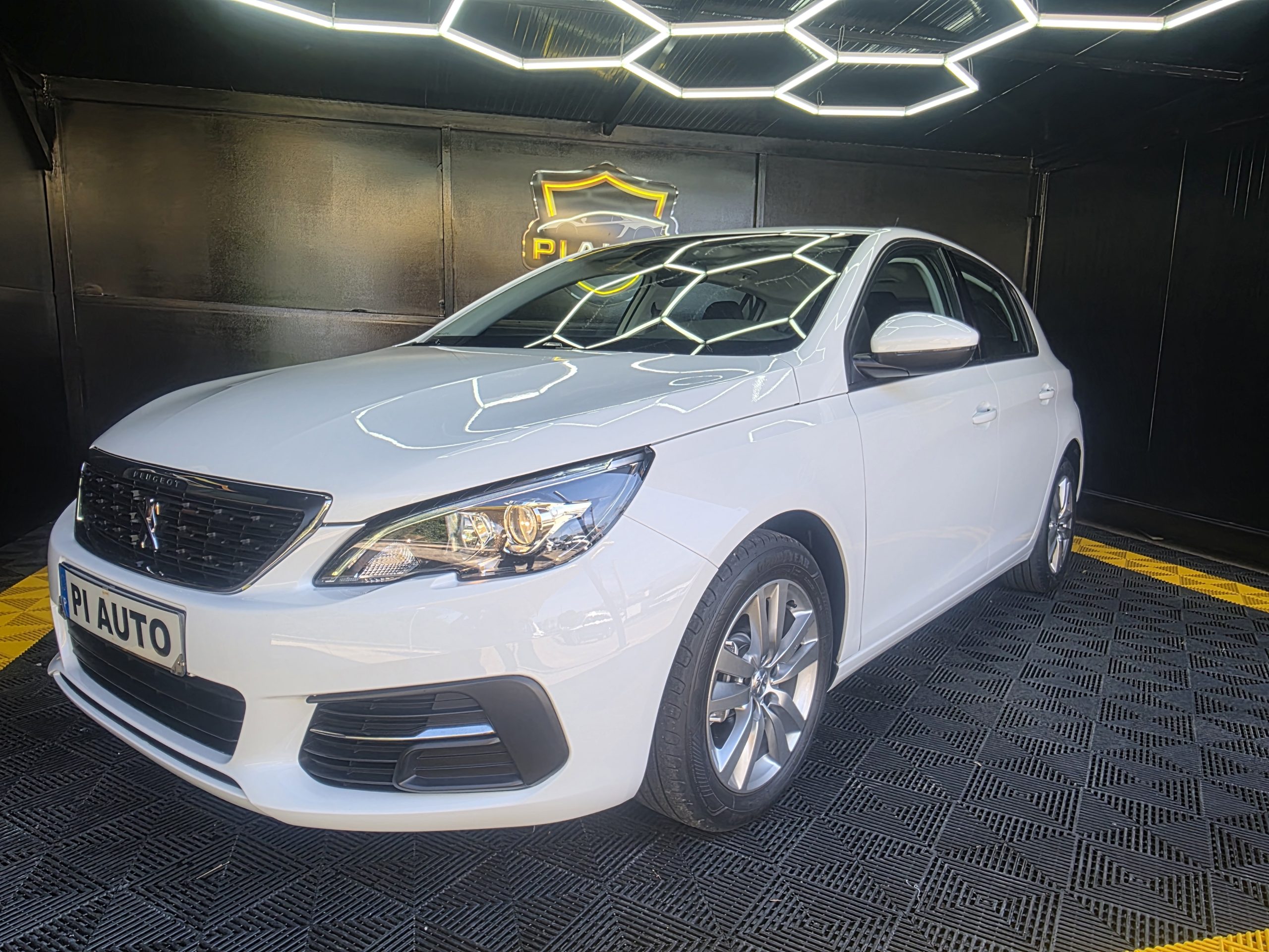 PEUGEOT 308 1.5 BLUEHDI