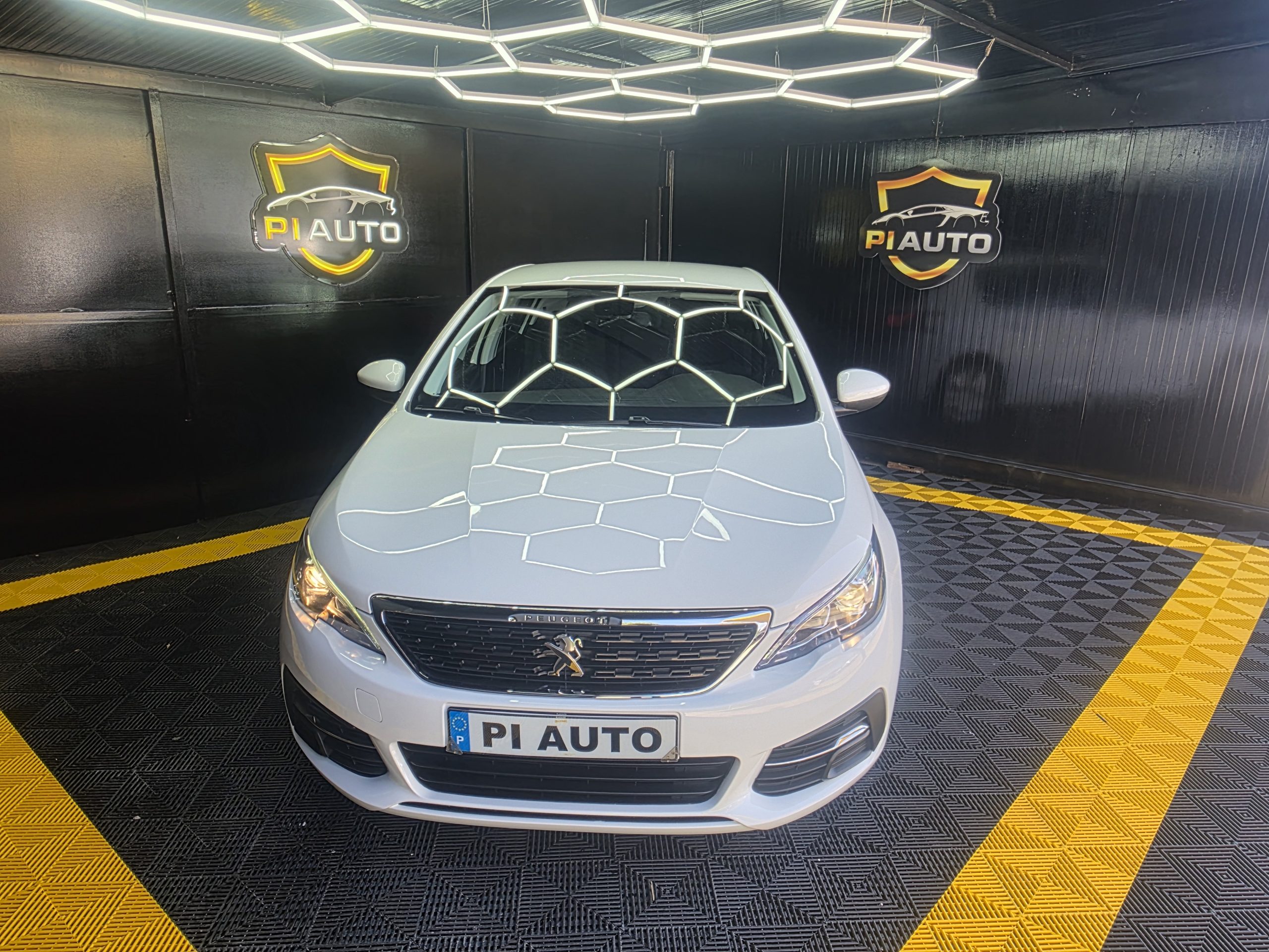 PEUGEOT 308 1.5 BLUEHDI