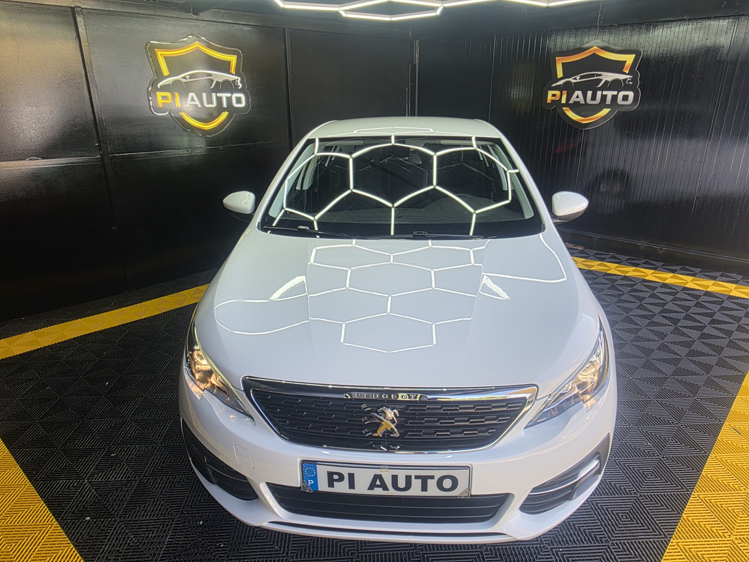 PEUGEOT 308 1.5 BLUEHDI