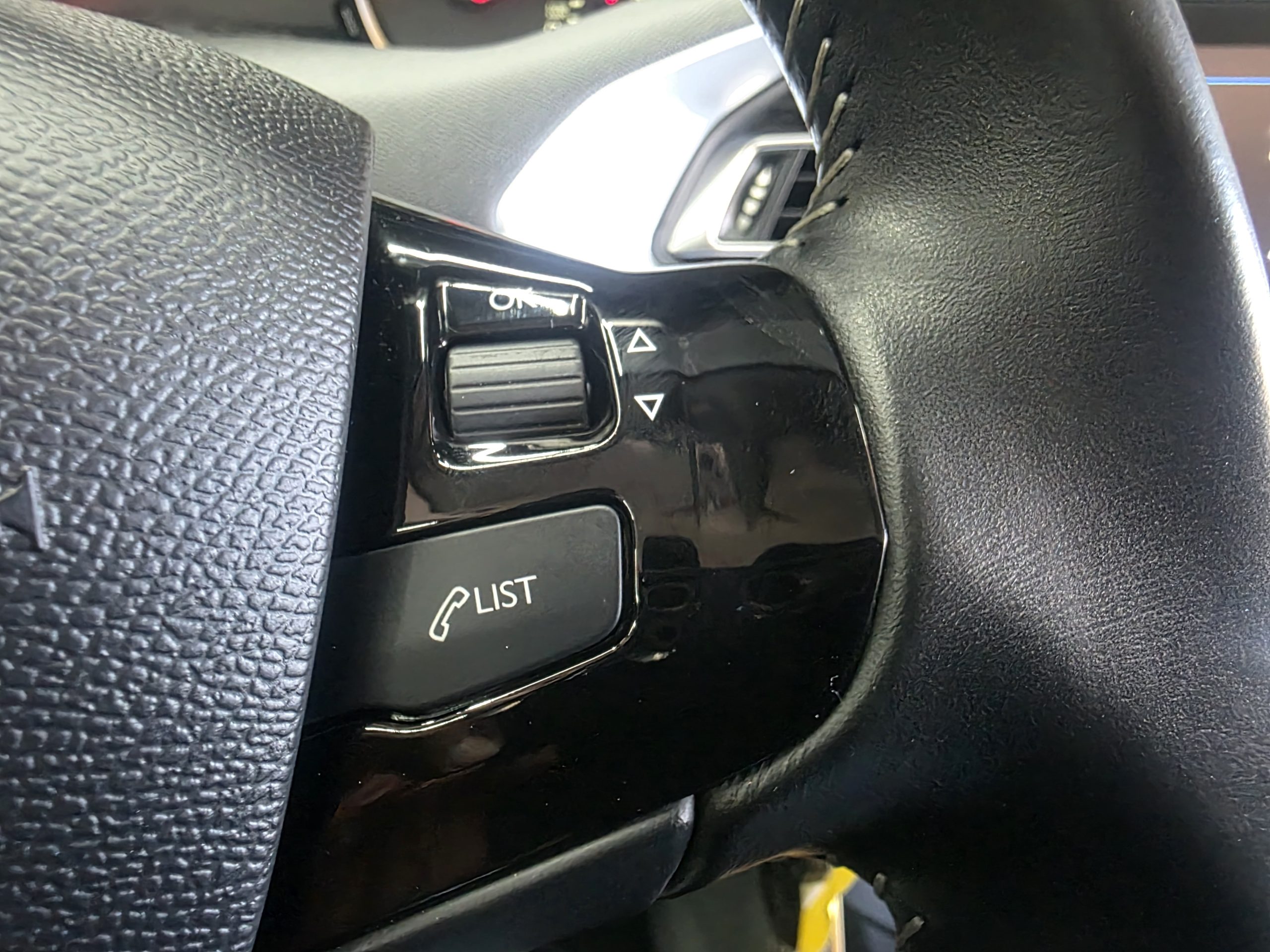 PEUGEOT 308 1.5 BLUEHDI