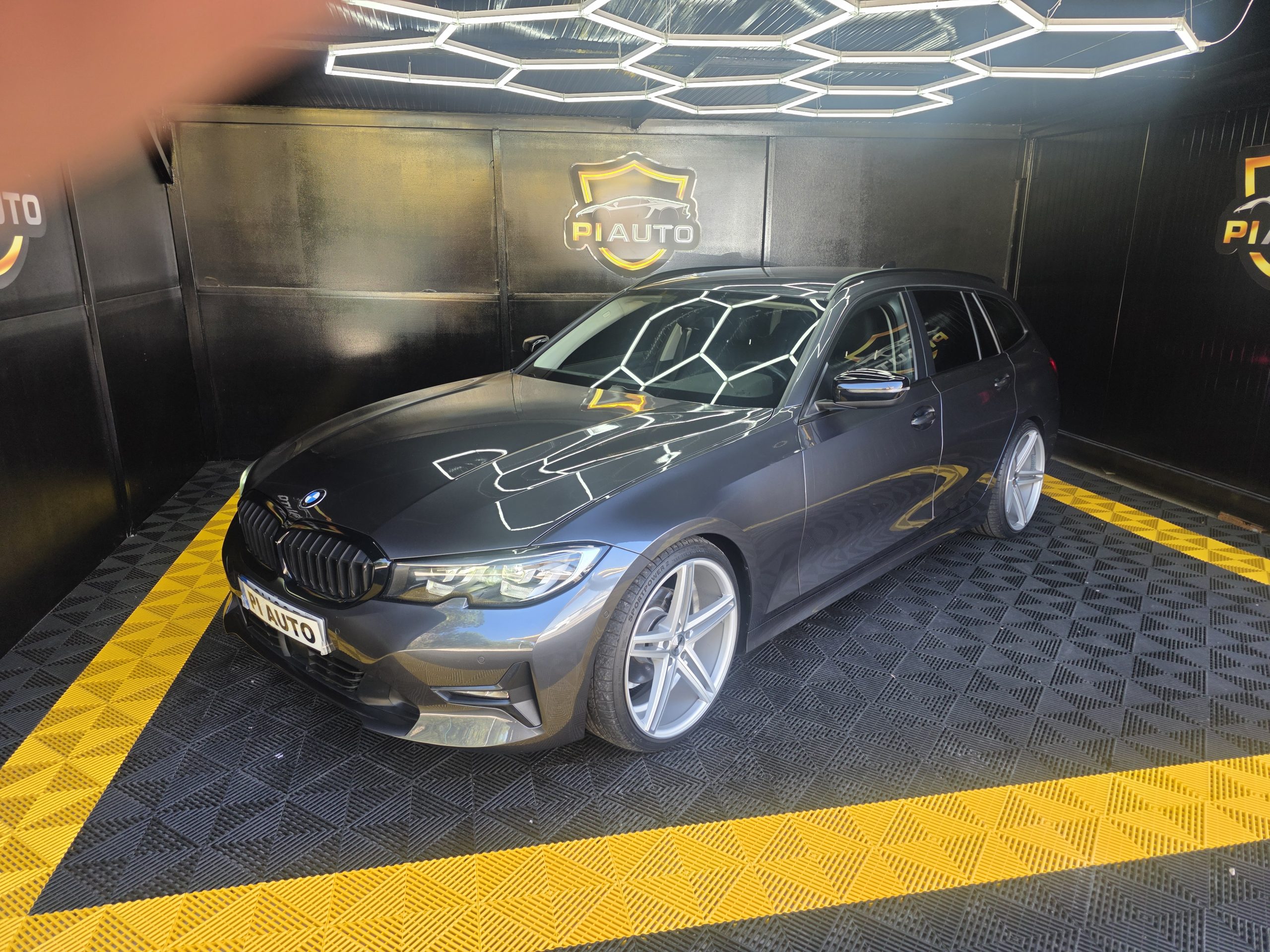 BMW 320 d Gasóleo Mild Hybrid Auto