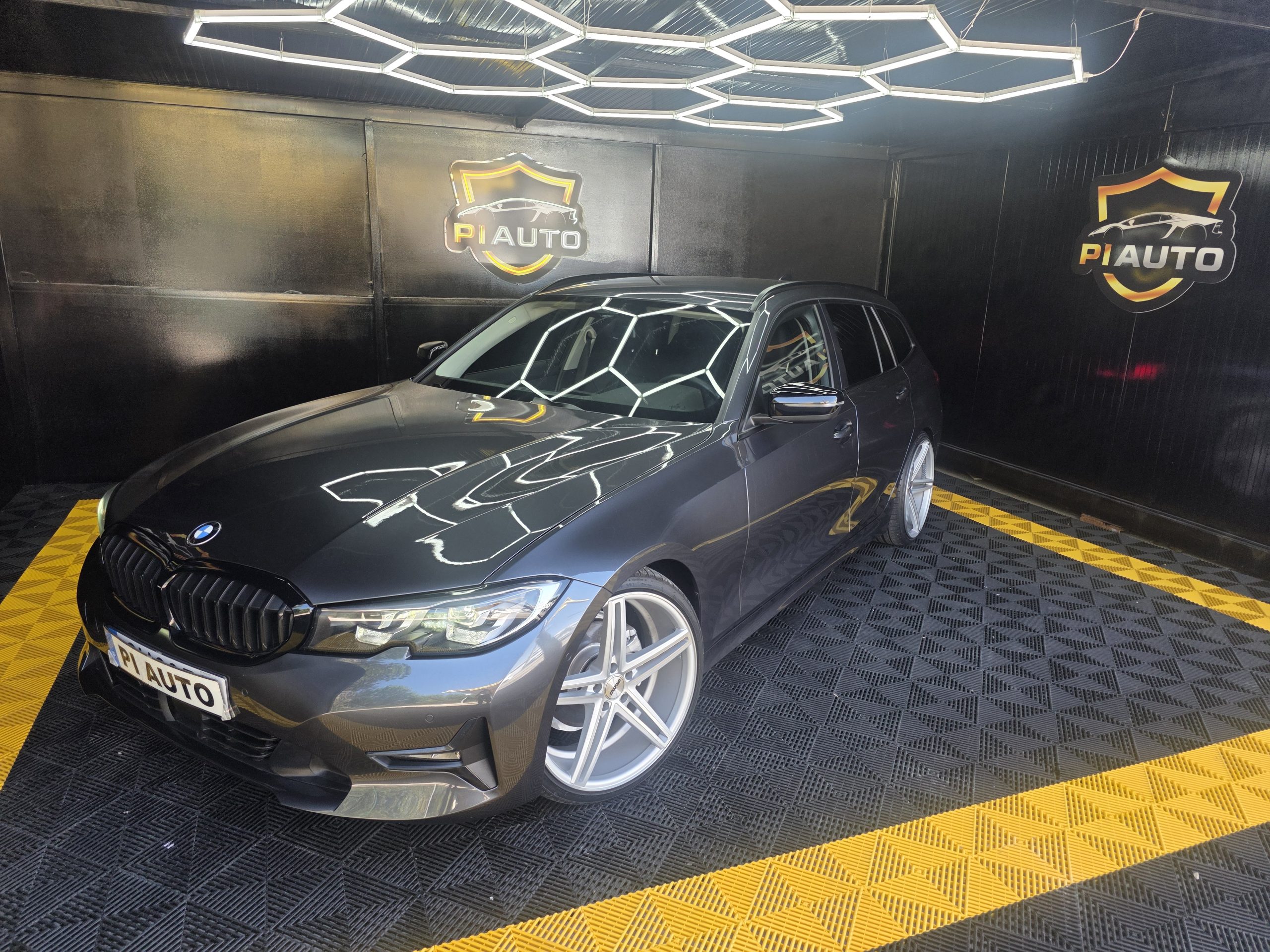 BMW 320 d Gasóleo Mild Hybrid Auto