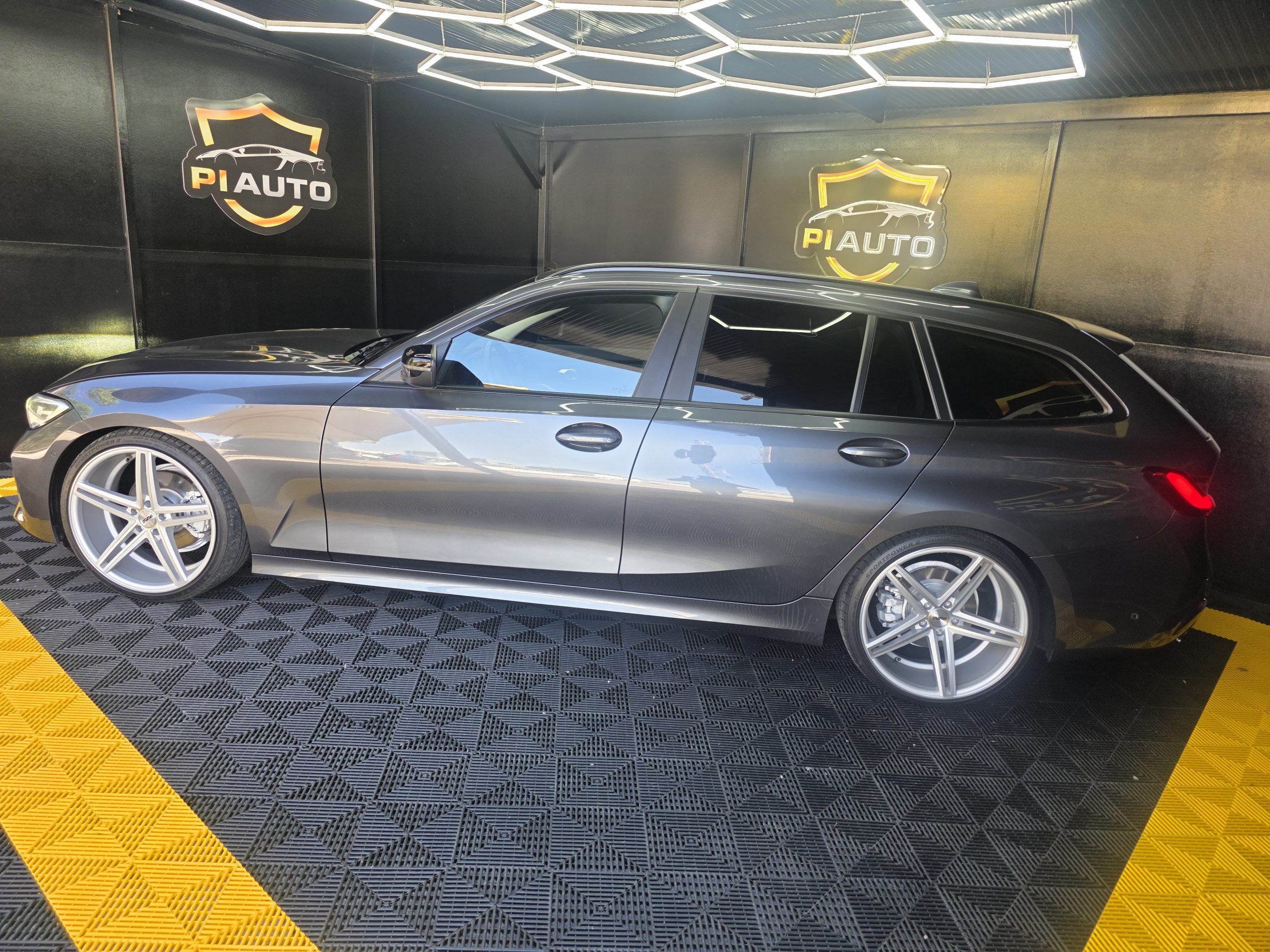 BMW 320 d Gasóleo Mild Hybrid Auto