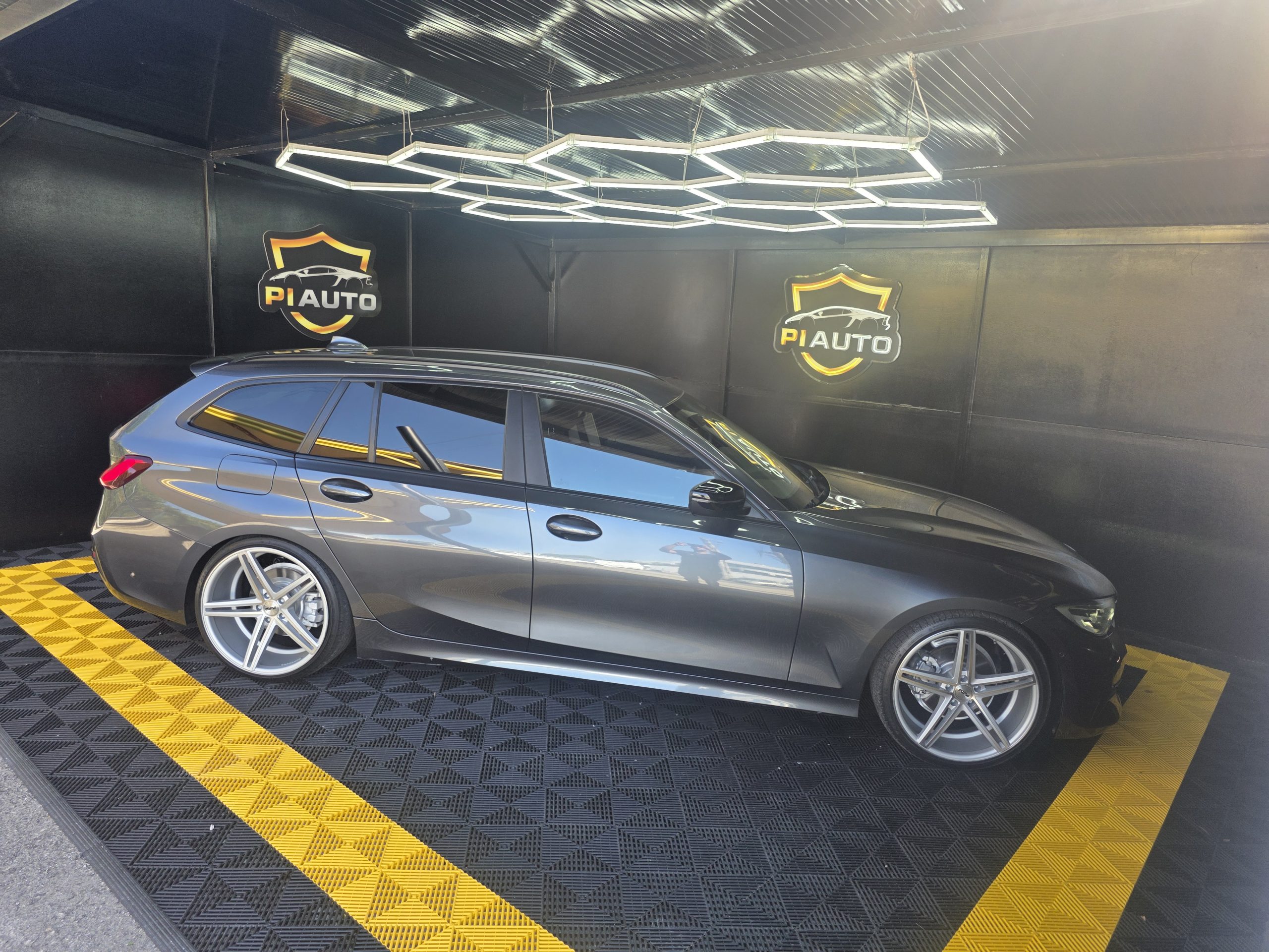 BMW 320 d Gasóleo Mild Hybrid Auto