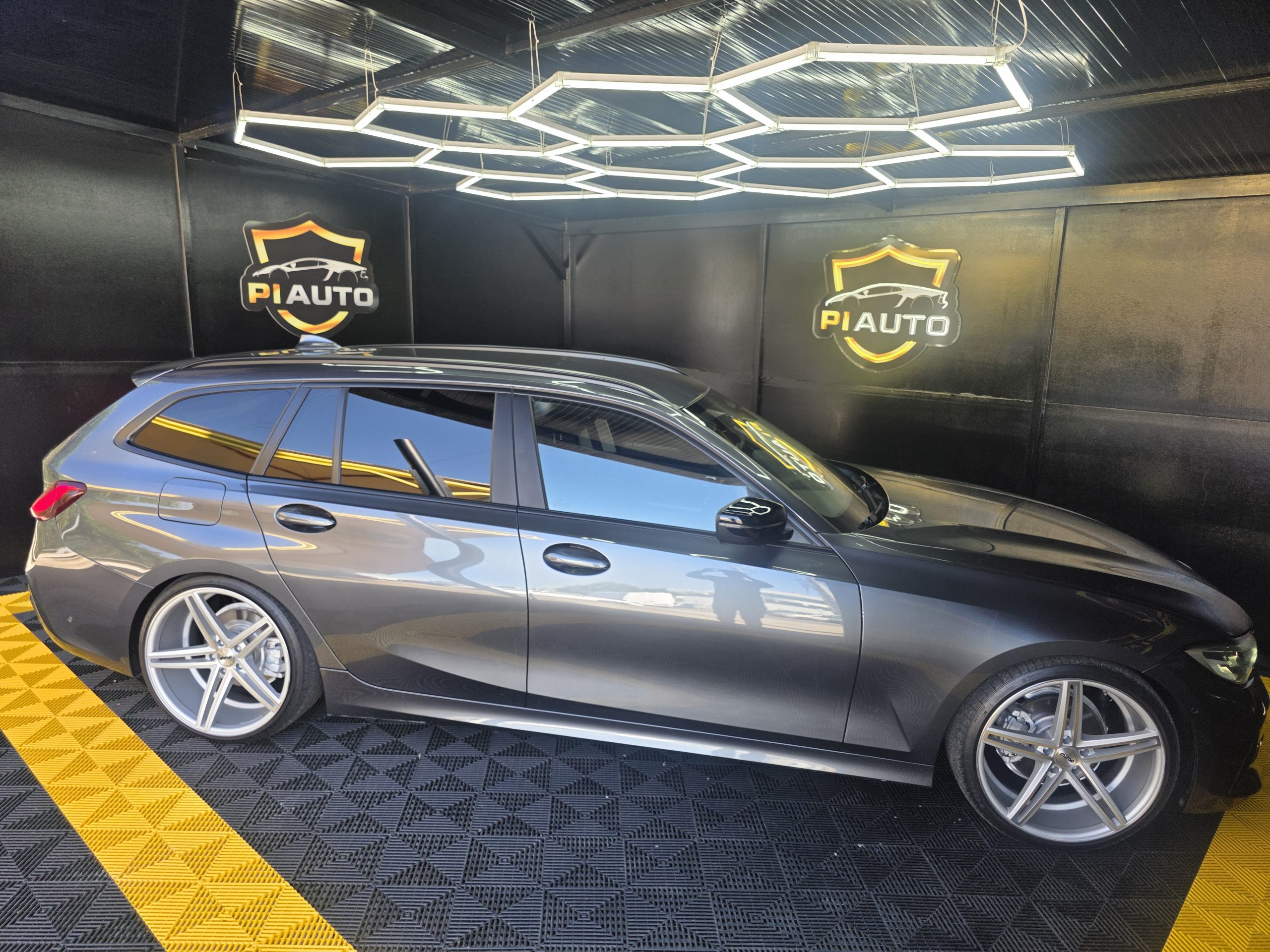 BMW 320 d Gasóleo Mild Hybrid Auto