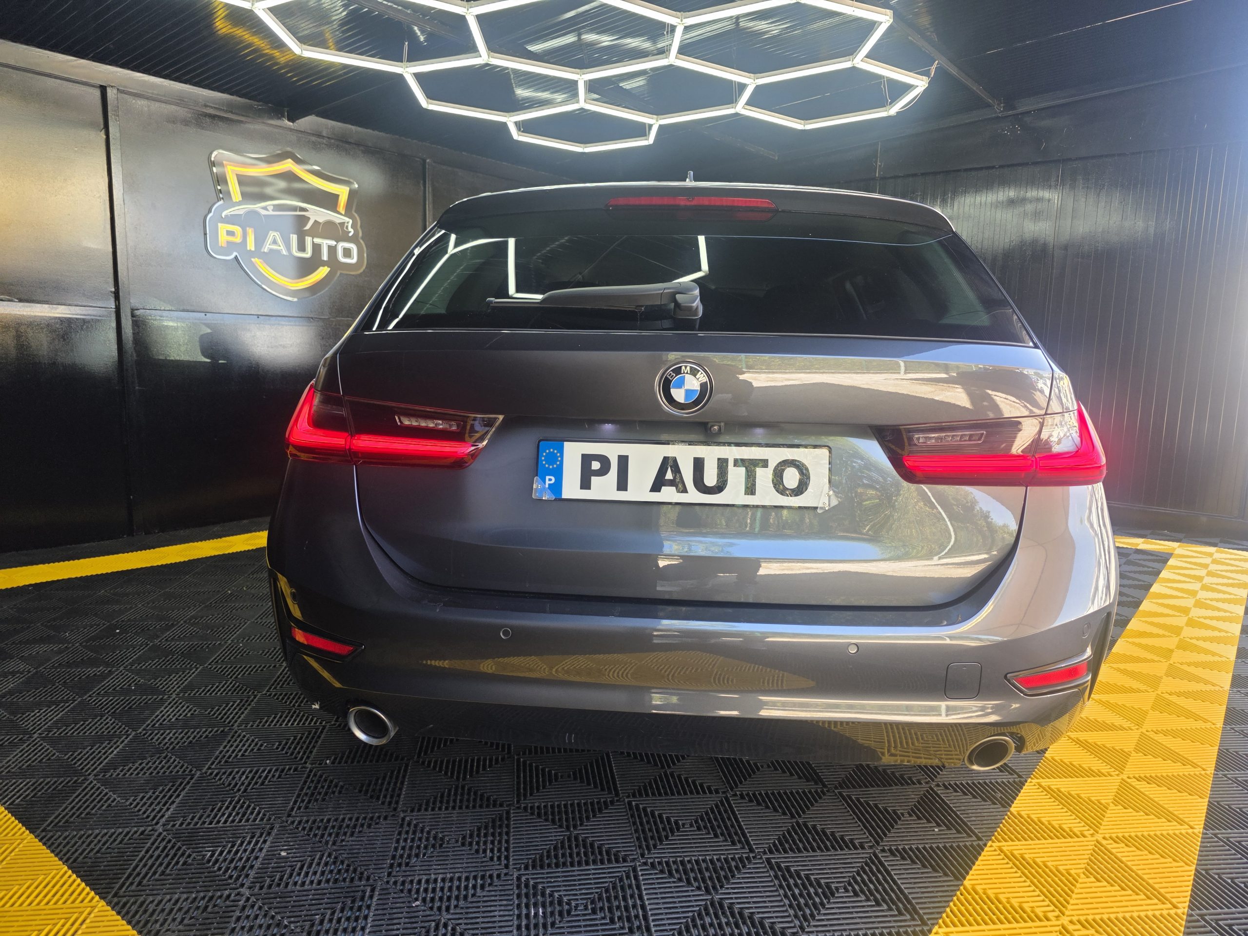 BMW 320 d Gasóleo Mild Hybrid Auto