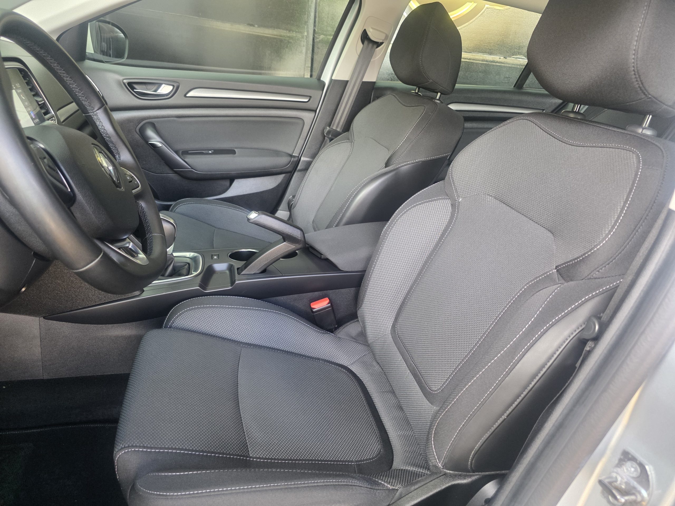 RENAULT MEGANE SPORT TOURER 1.5 BLUEHDI