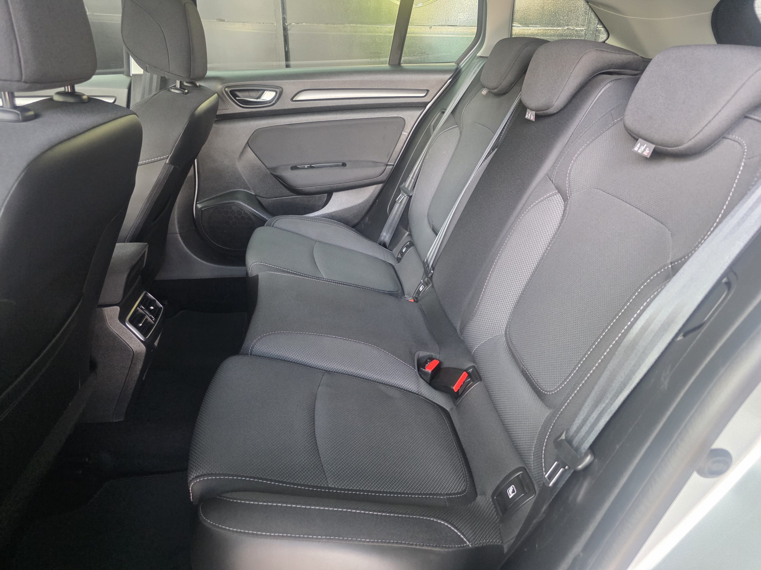 RENAULT MEGANE SPORT TOURER 1.5 BLUEHDI
