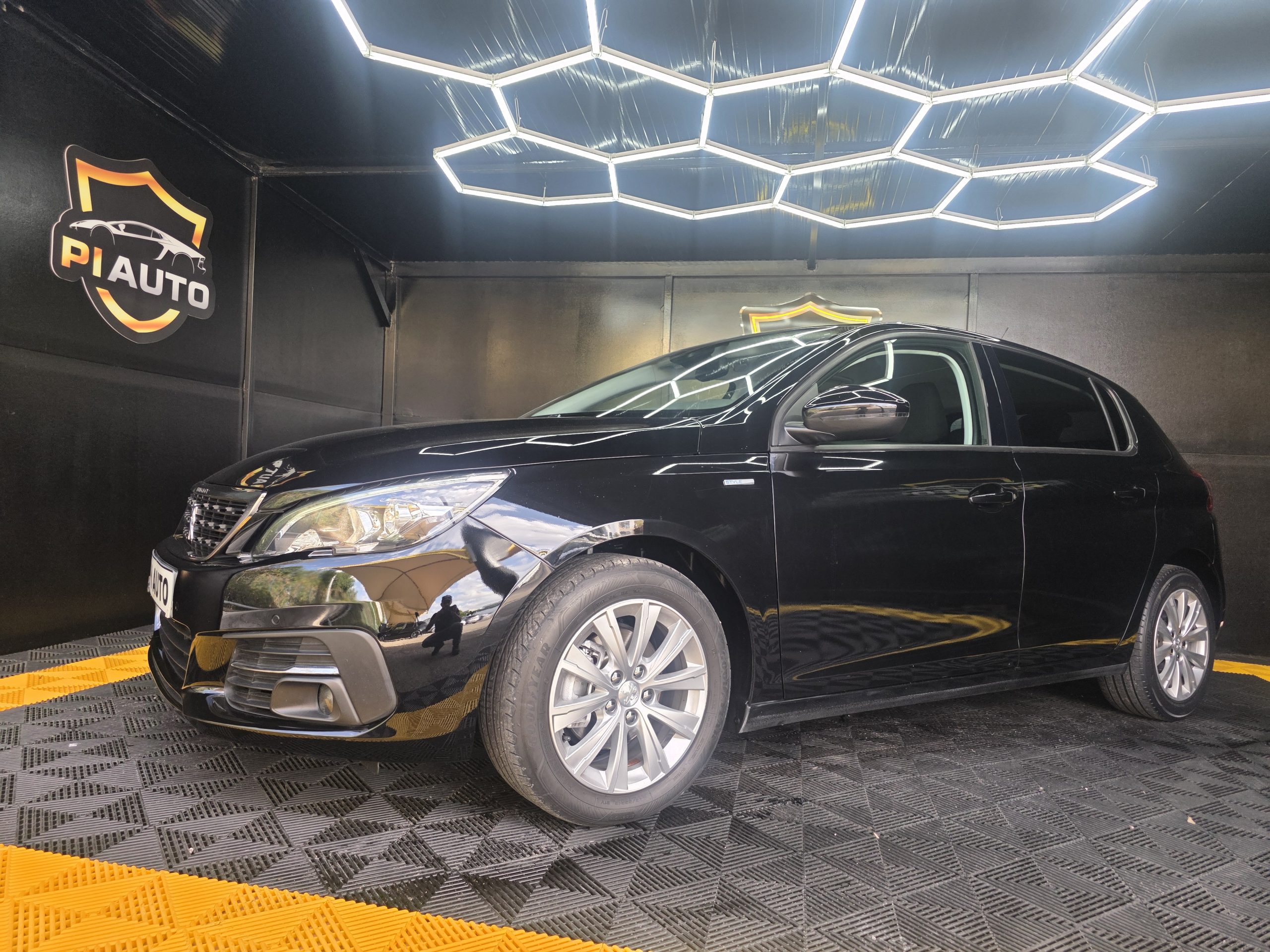 Peugeot 308 1.5 BlueHDi