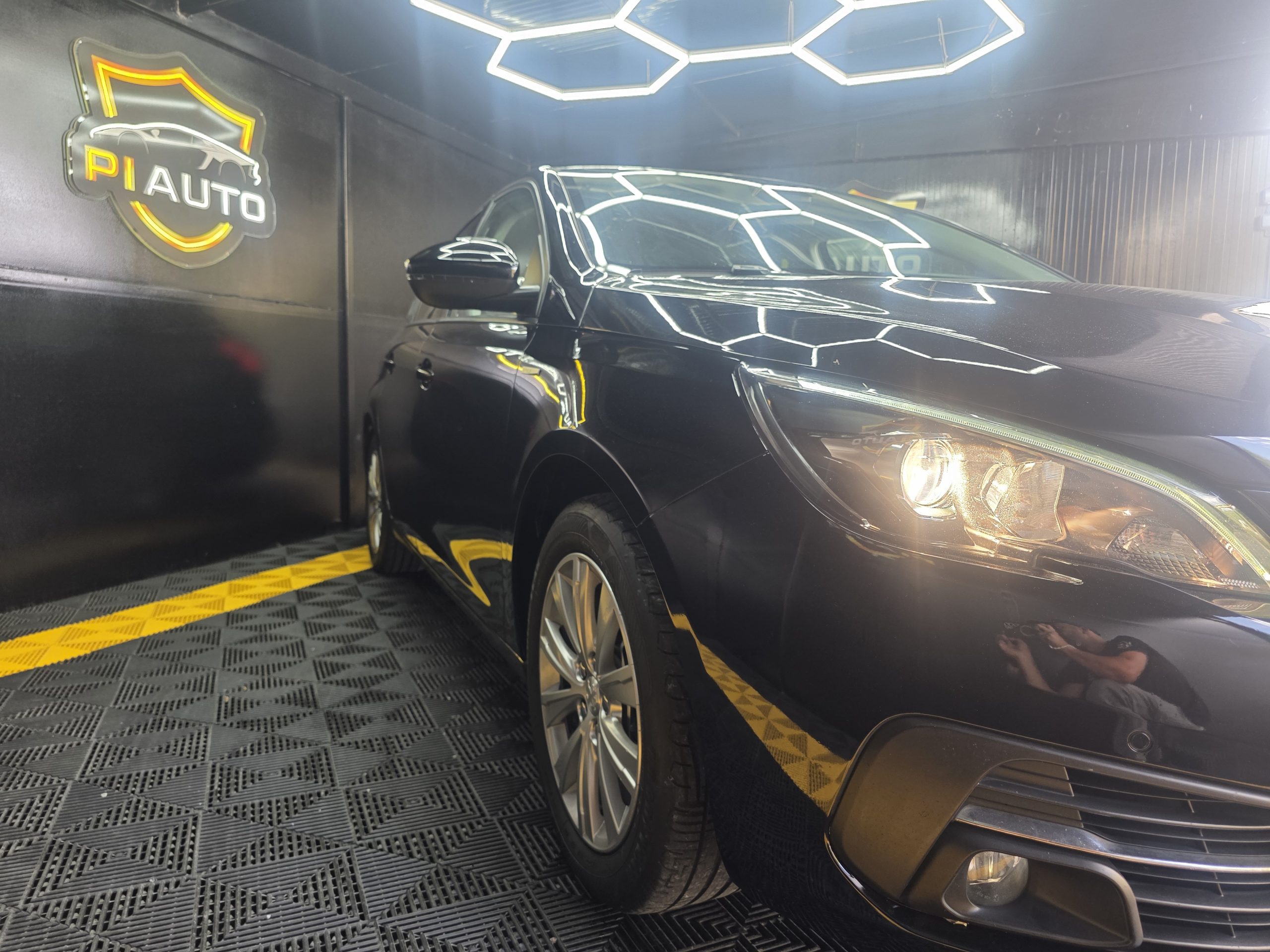Peugeot 308 1.5 BlueHDi