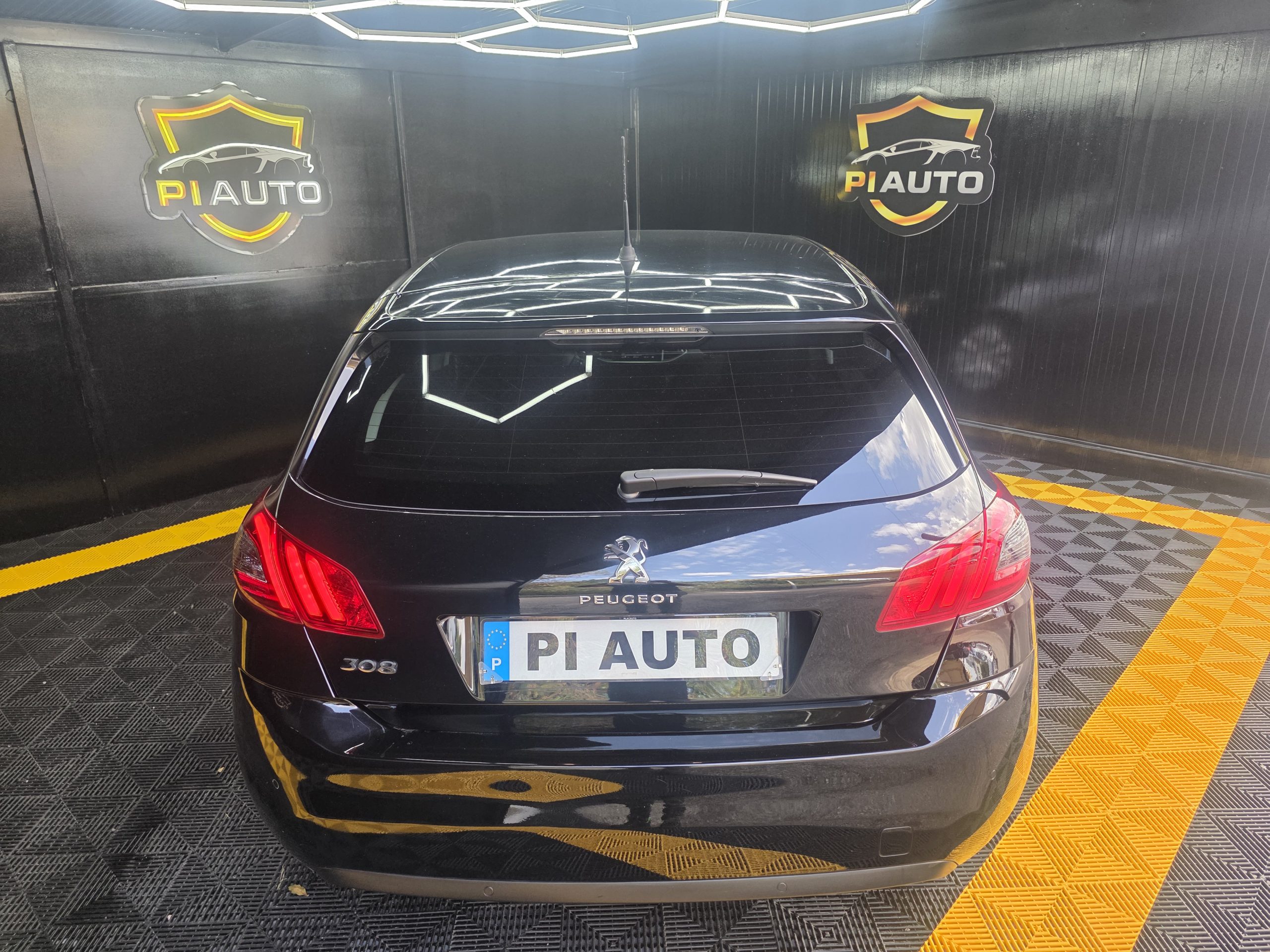 Peugeot 308 1.5 BlueHDi