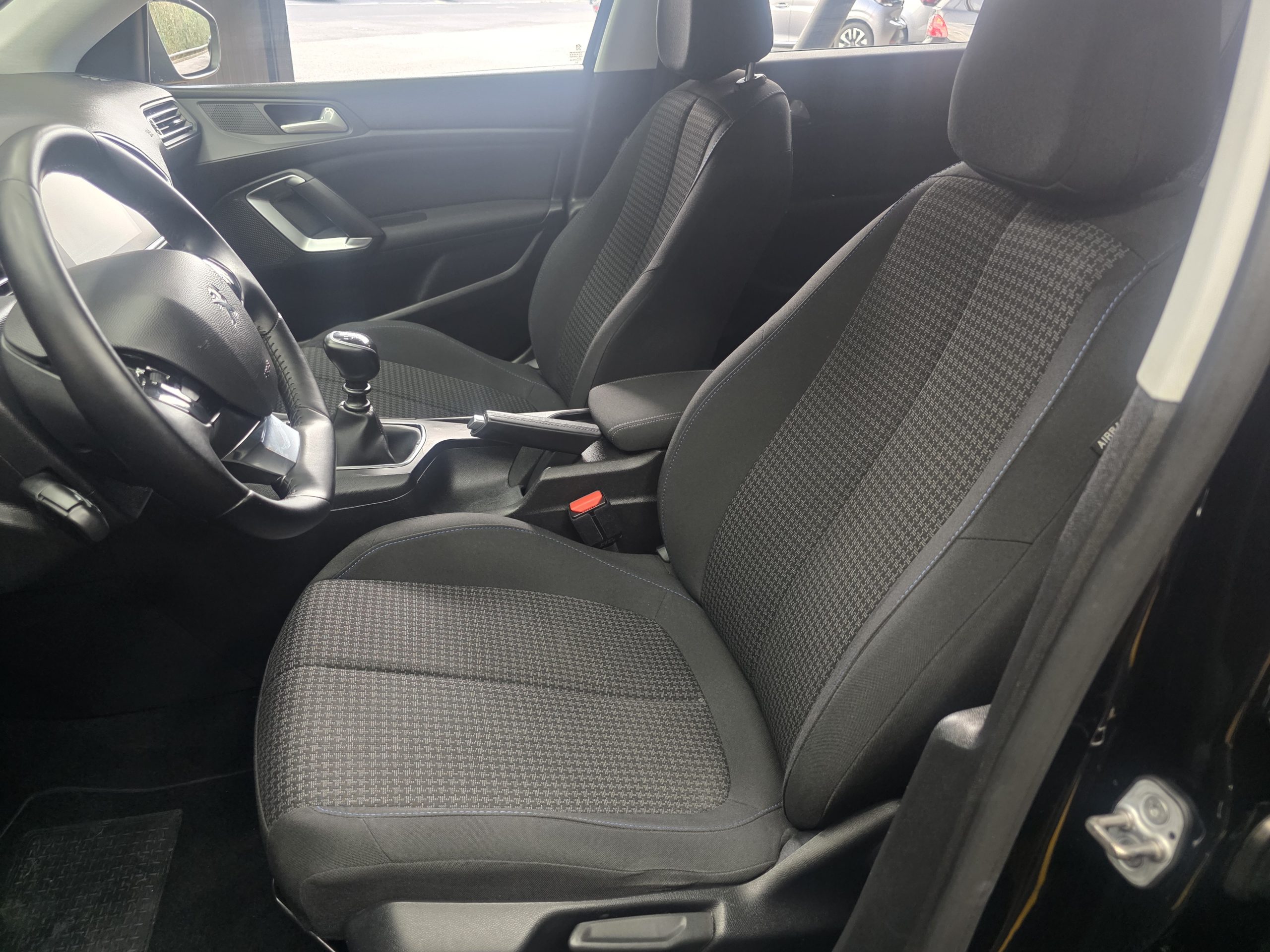 Peugeot 308 1.5 BlueHDi