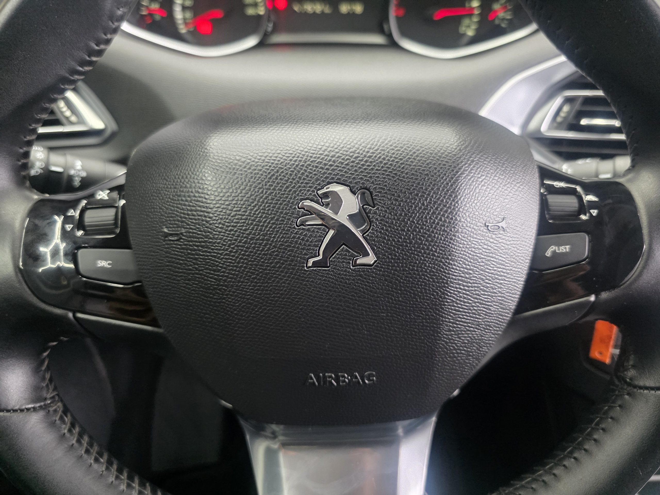 Peugeot 308 1.5 BlueHDi